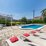 Casa de Férias Puig Dels Daus By Interhome *